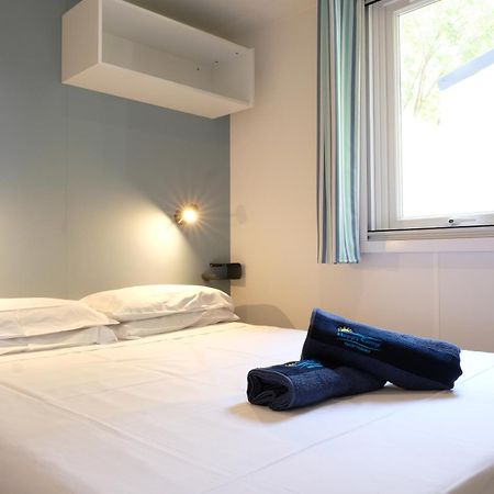 Happy Camp Mobile Homes In Camping Senia Cala Canyelles Lloret de Mar Exterior foto